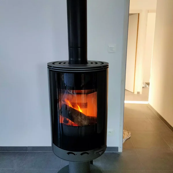 Réalisation d'un poêle à bois à Venansault par Déco'Styl